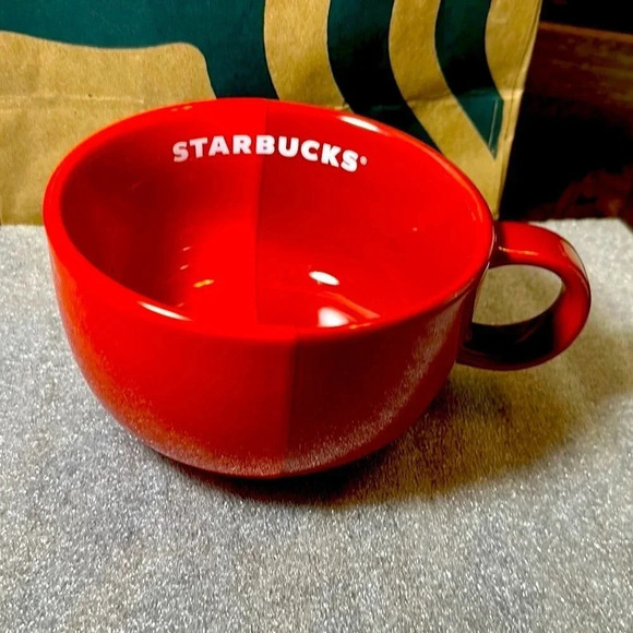 2021 Starbucks Coffee Co. Red Half and Half Grande 16oz Soup Mug/Cup - Picture 1 of 4